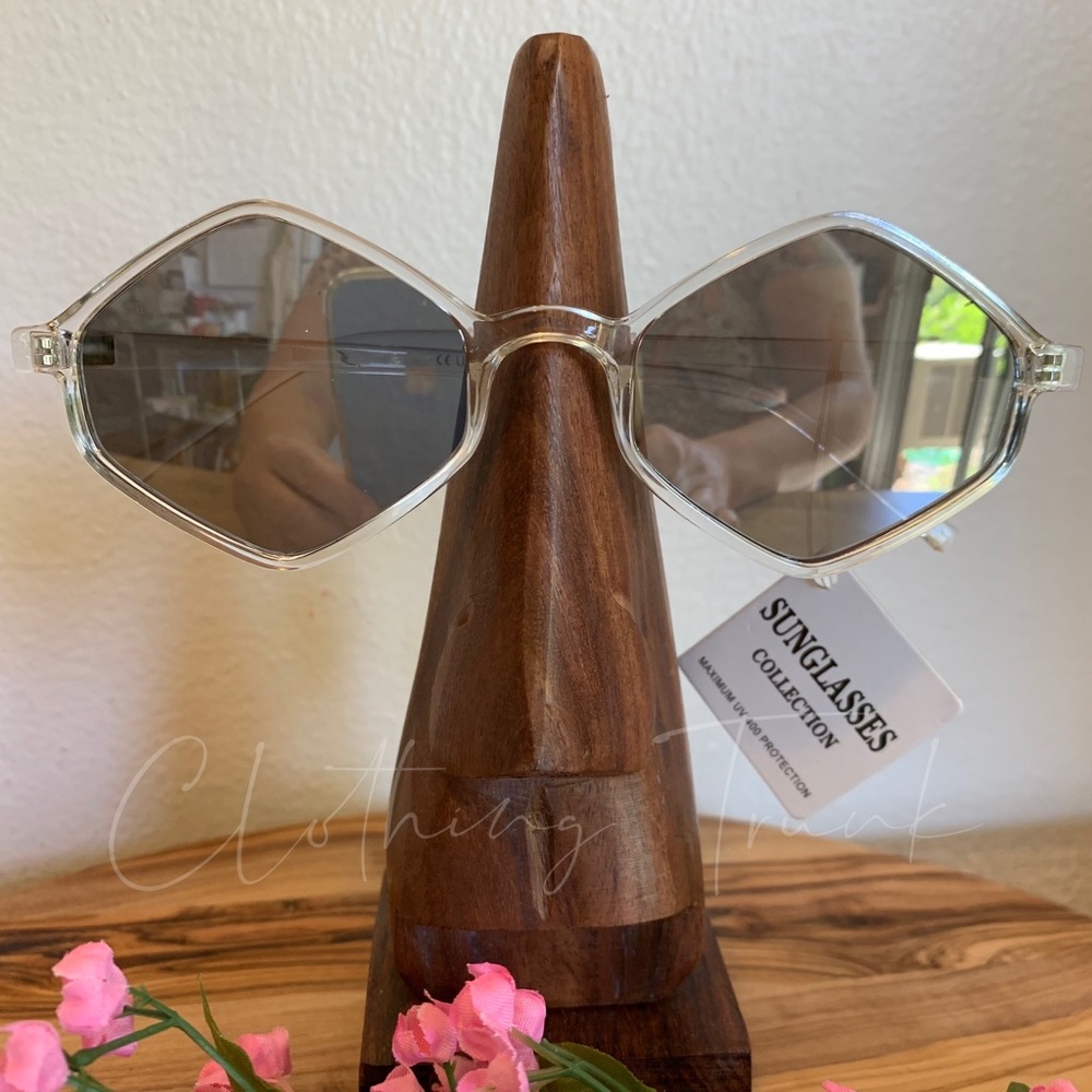NWT Silver Iconic Retro Sunglasses | UV400 Protection